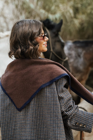 Écharpe TRIANGLE bi-colore chocolat&marine