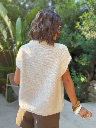 Pull sans manche broches GOLDY beige