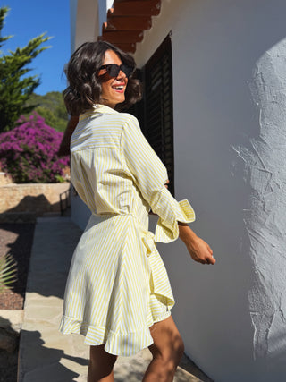 Robe courte rayée jaune