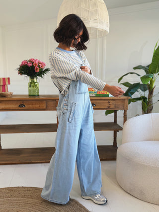 Salopette en DENIM clair
