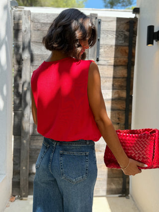 Top en maille fine sans manche rouge