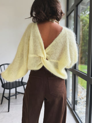 Pull CAMILLE jaune avec noeud