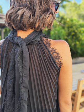 Top fluide OLYMPE plissé avec dentelle noir