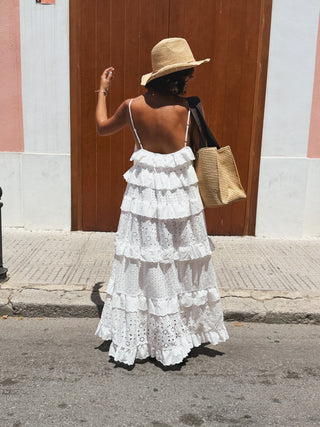 Robe en broderie anglaise à fines bretelles