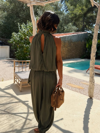 Ensemble OMAN kaki