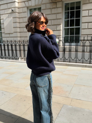Jean CELINE avec ses franges bleu