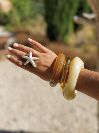 Bague nacré avec son étoile de mer