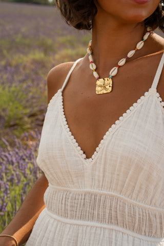 Collier coquillage avec plaque dorée étoile de mer
