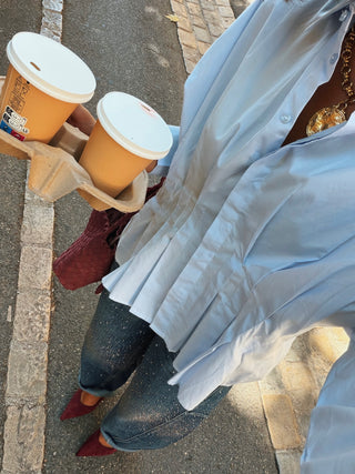 Chemise plissée bleu ciel