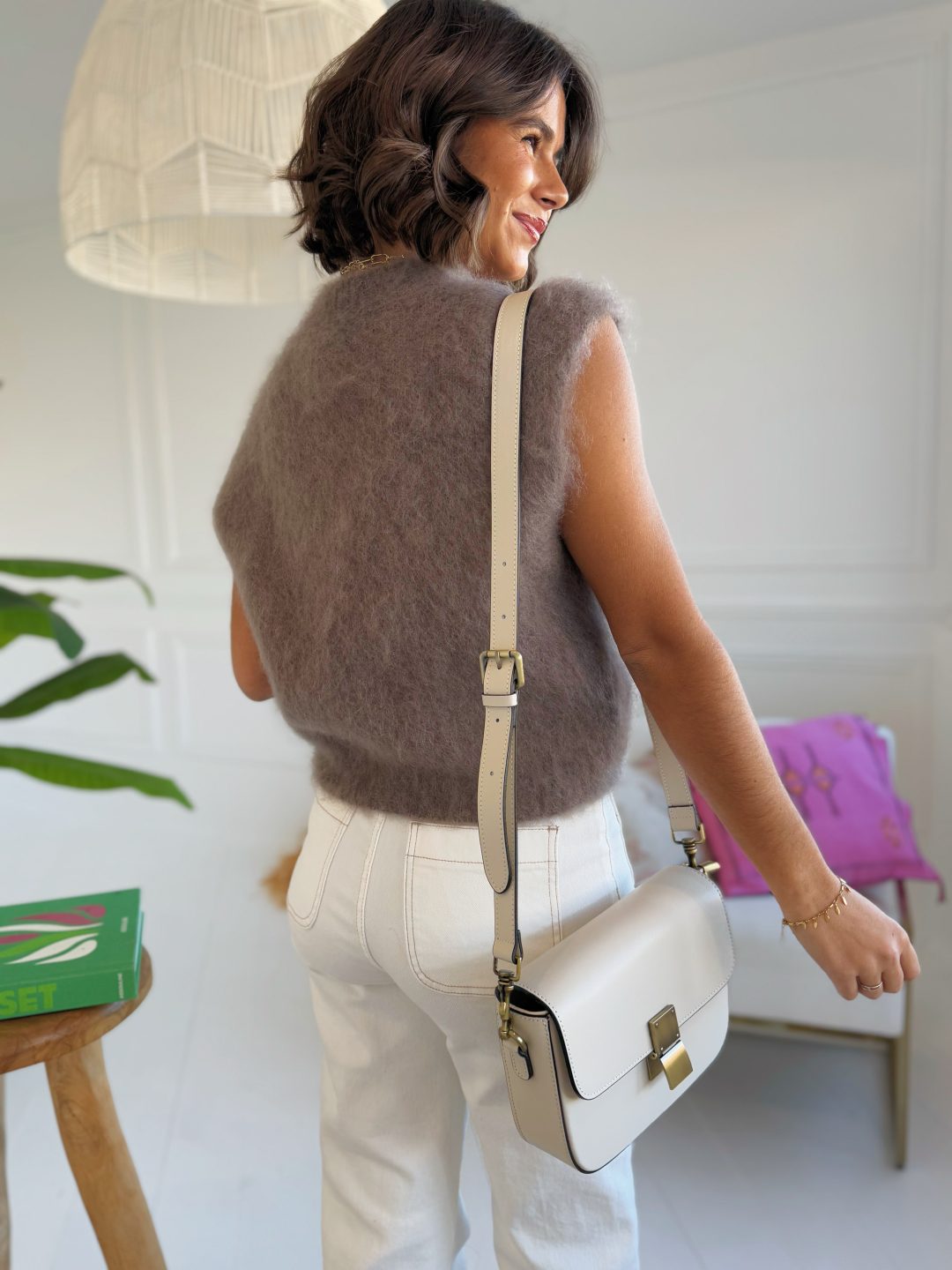 Pull sans manche en MOHAIR taupe – Image 3